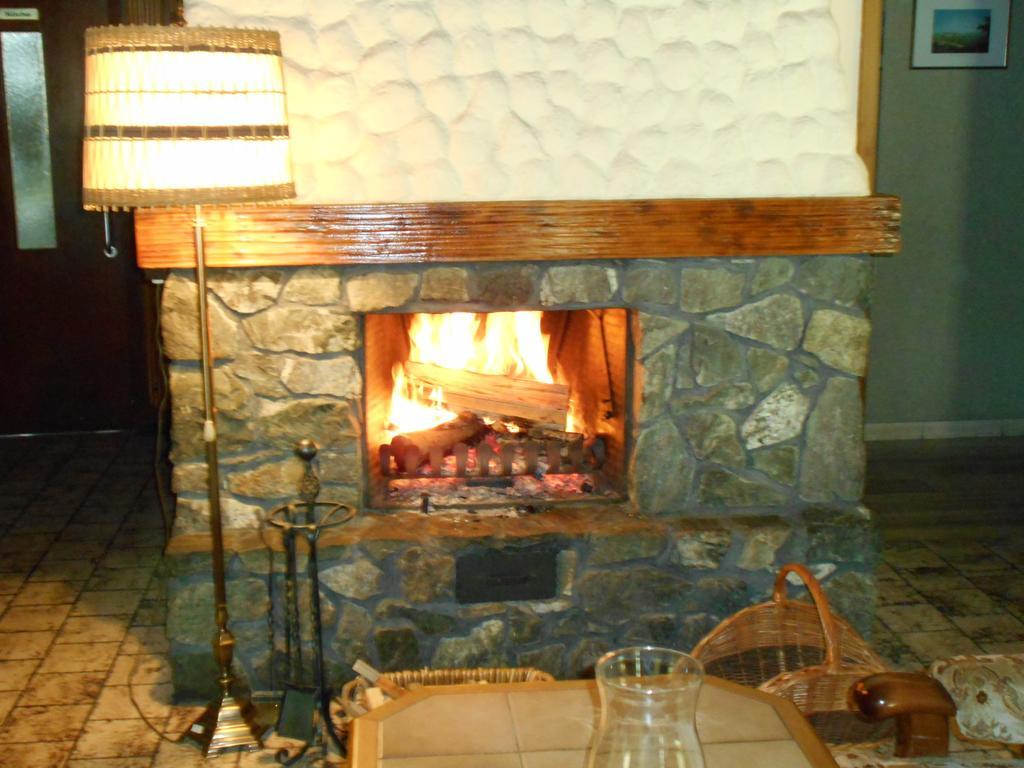 Hotel-Pension Zum Bierhaus Roetenbach  Экстерьер фото